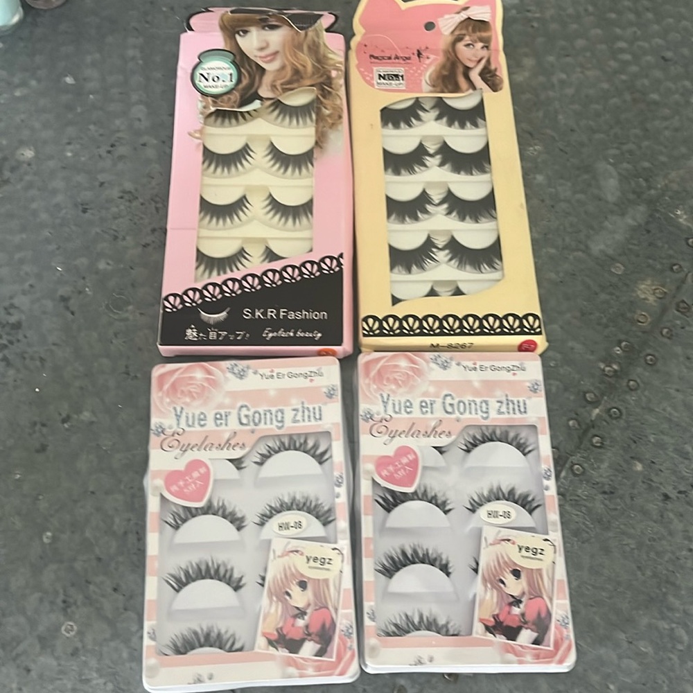 Four Packs False Lashes